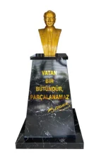 Atatürk Büstü (70cm Alüminyum)+ Kaide (120cm)+ Alt Tabla Granit Desenli